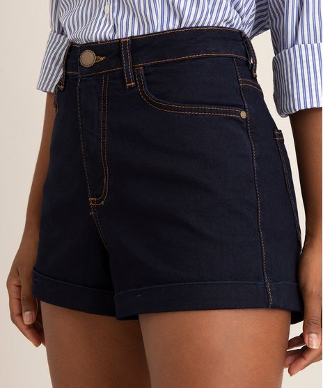 Short Jeans Hot Pant com Barra Dobrada Azul Escuro frente