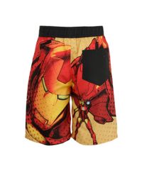 Bermuda-Estampada-Homem-de-Ferro-Vermelha-7962532-Vermelho_2