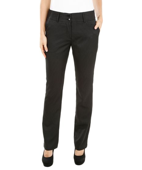Calca-Reta-Risca-de-Giz-Preta-8056950-Preto_1
