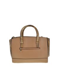 Bolsa-de-Ombro-com-Recortes-em-Croco-Marrom-Claro-8035211-Marrom_Claro_3 Bolsa-de-Ombro-com-Recortes-em-Croco-Marrom-Claro-8035211-Marrom_Claro_3