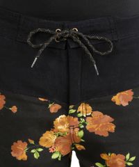 Bermuda-Slim-Reserva-com-Recorte-Floral-Preta-8054443-Preto_4