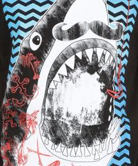 Camiseta-com-Estampa-de-Tubarao-Preta-8127794-Preto_4