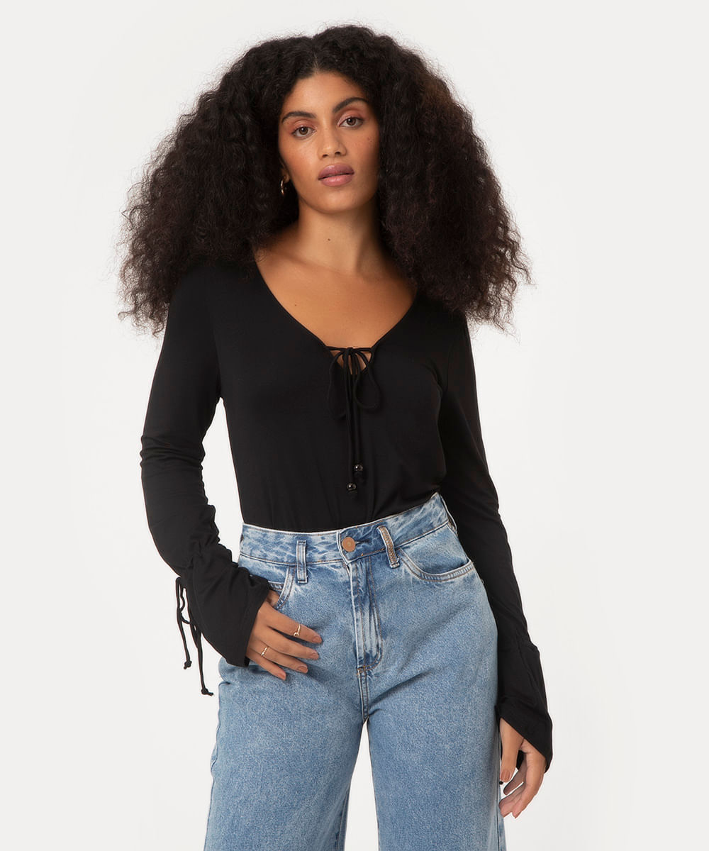 blusa manga longa com amarração preta