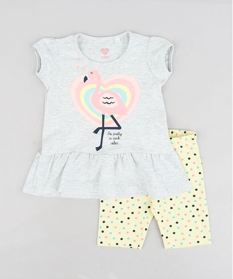 Conjunto-Infantil-de-Blusa-Flamingo-Manga-Curta-Cinza-Mescla-Claro---Bermuda-Estampada-de-Poas-Amarela-9318881-Amarelo_1