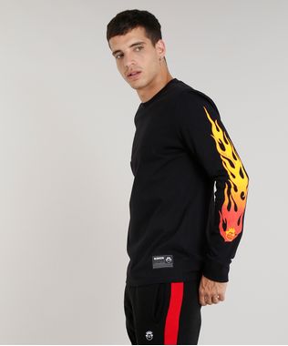Camiseta-Masculina-Kings-Sneakers-Chamas-Manga-Longa-Gola-Careca-Preta-9285485-Preto_1