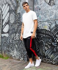 Camiseta-Masculina-Alongada-Kings-Sneakers-Manga-Curta-Gola-Careca-Off-White-9285483-Off_White_2