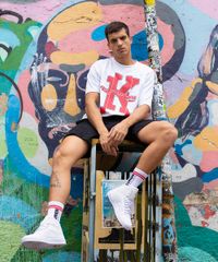 Camiseta-Masculina-Kings-Sneakers-Manga-Curta-Gola-Careca-Branca-9285488-Branco_2