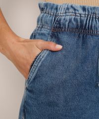 Calca-Mom-Clochard-Jeans-Marmorizada-com-Cordao-Cintura-Super-Alta-Azul-Medio-9985481-Azul_Medio_4