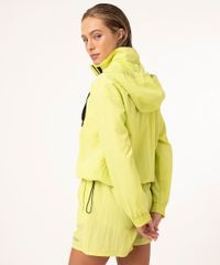 jaqueta-corta-vento-pantone-verde-1015136-Verde_2