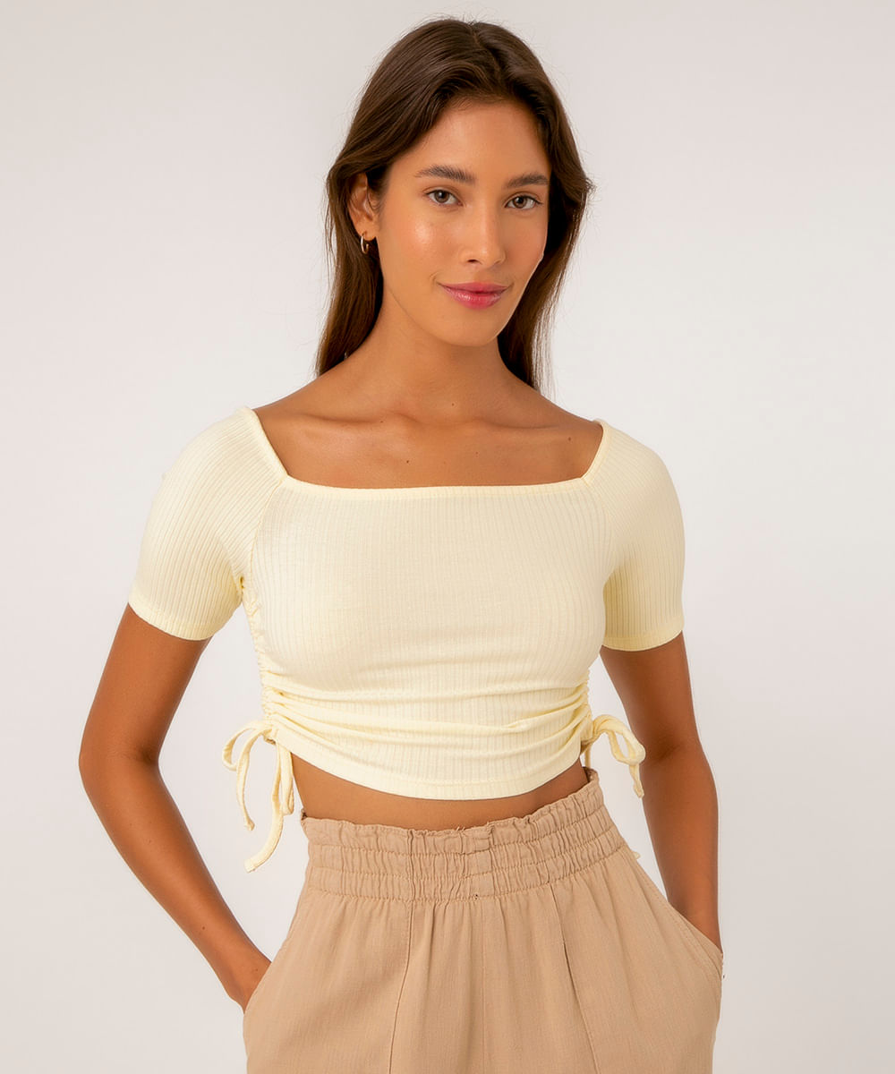 blusa cropped canelada com amarração amarelo claro