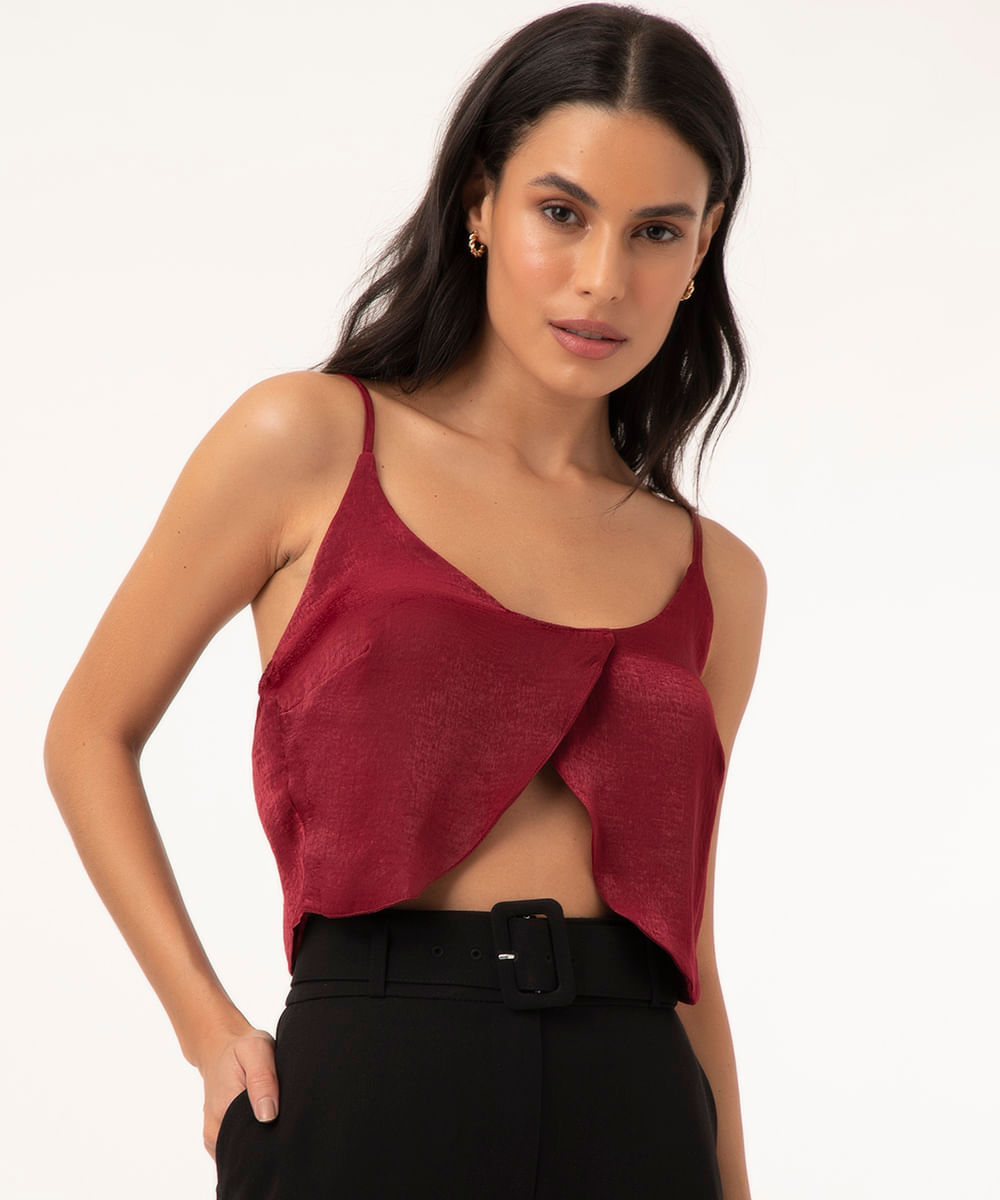 top cropped transpassado de cetim vermelho