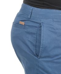 Bermuda-com-Bolsos-Azul-Escuro-8019889-Azul_Escuro_4