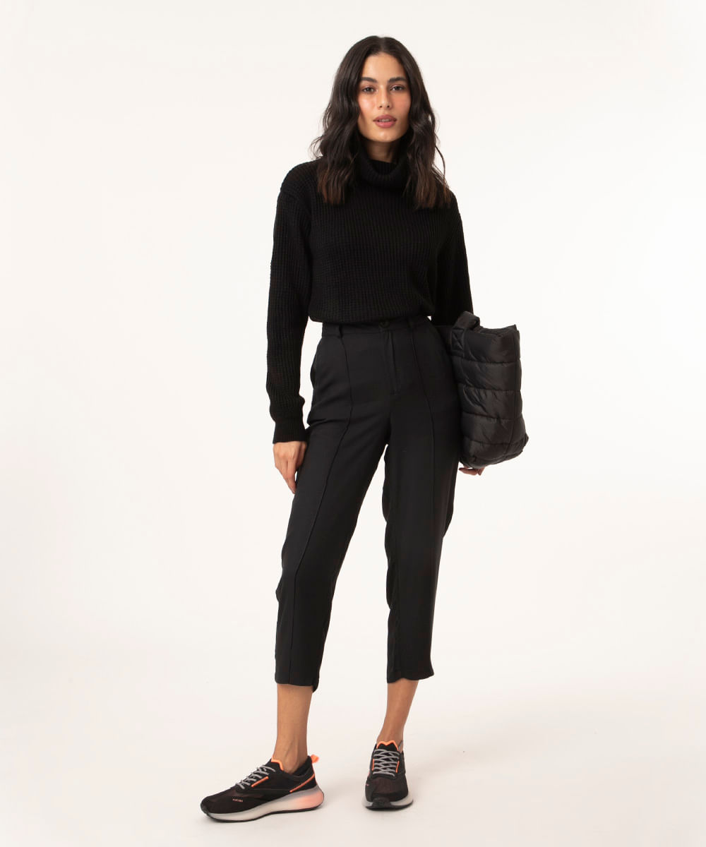 calça reta alfaiataria cropped preta