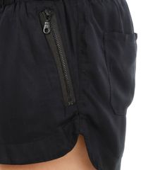 Short-com-Bolsos-Preto-8072798-Preto_4
