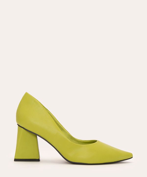 scarpin salto médio triângulo oneself verde 36