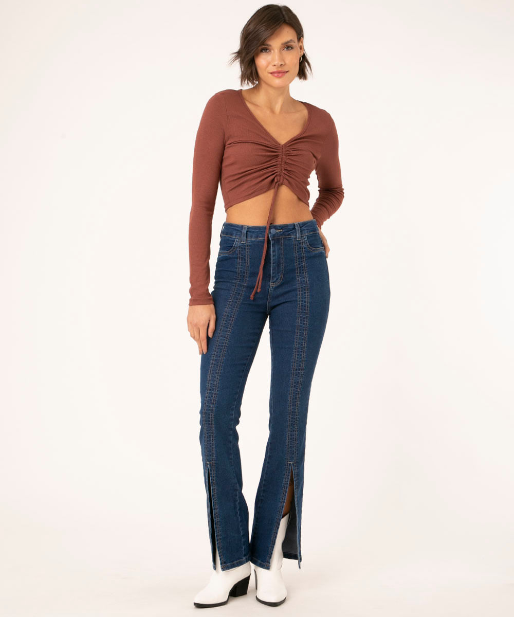 calça jeans flare recortes cintura alta sawary azul médio