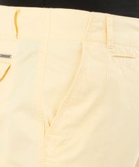 Bermuda-Slim-com-Bolsos-Amarelo-Claro-7992005-Amarelo_Claro_4