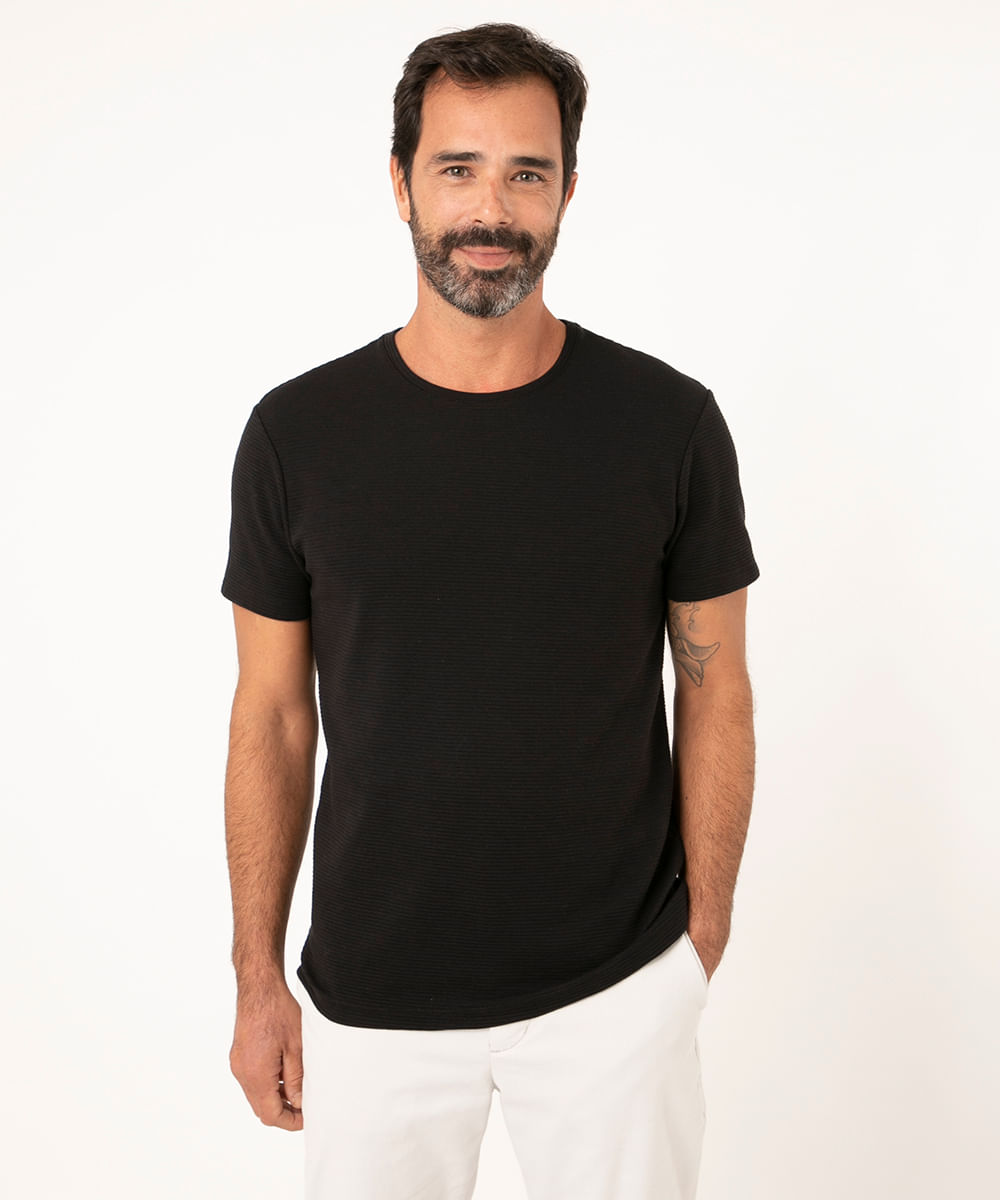 Camiseta Slim Texturizada Manga Curta Gola Careca Preta