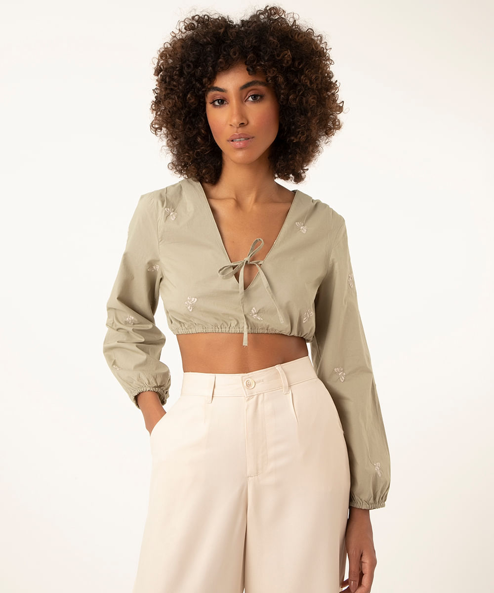 blusa cropped manga bufante com bordado verde