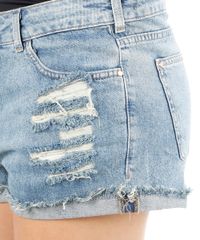 Short-Jeans-com-Puidos-Azul-Claro-8174863-Azul_Claro_4