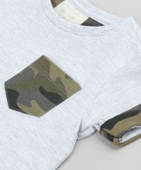 Camiseta-Infantil-com-Bolso-Estampado-Camuflado-Manga-Curta-Gola-Careca-Cinza-Mescla-Claro-9303314-Cinza_Mescla_Claro_5