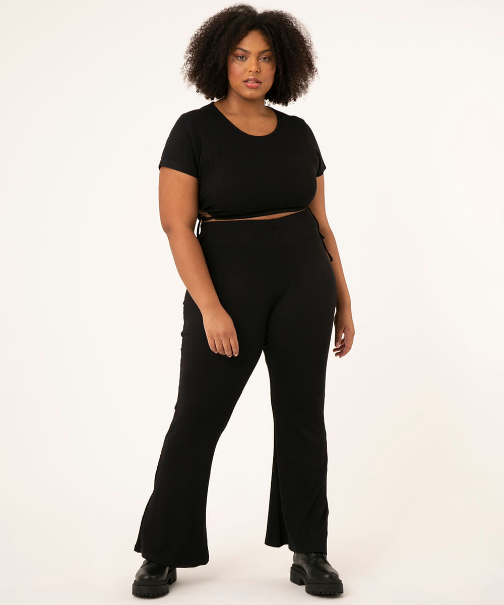 calça flare canelada plus size cintura super alta preta