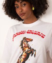 camiseta-oversized-manga-curta-corazon-salvaje-laura-paschoal-off-white-1036001-Off_White_4