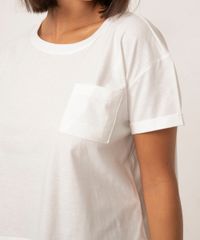 Blusa-Feminina-Basica-Cropped-com-Bolso-Manga-Curta-Decote-Redondo-Off-White-9883461-Off_White_4