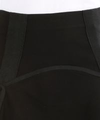 Saia-Skater-com-Recortes-Preta-8139033-Preto_4