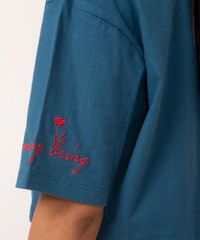 camiseta-de-algodao-cropped-manga-curta-blooming-being-vilustra-azul-escuro-1038513-Azul_Escuro_5