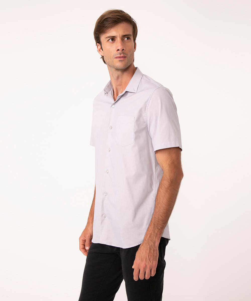 camisa comfort listrada manga curta cinza