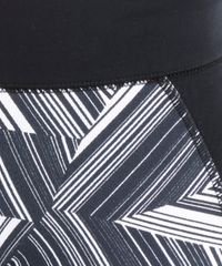 Bermuda-Ace-com-Recortes-Preta-8179632-Preto_4