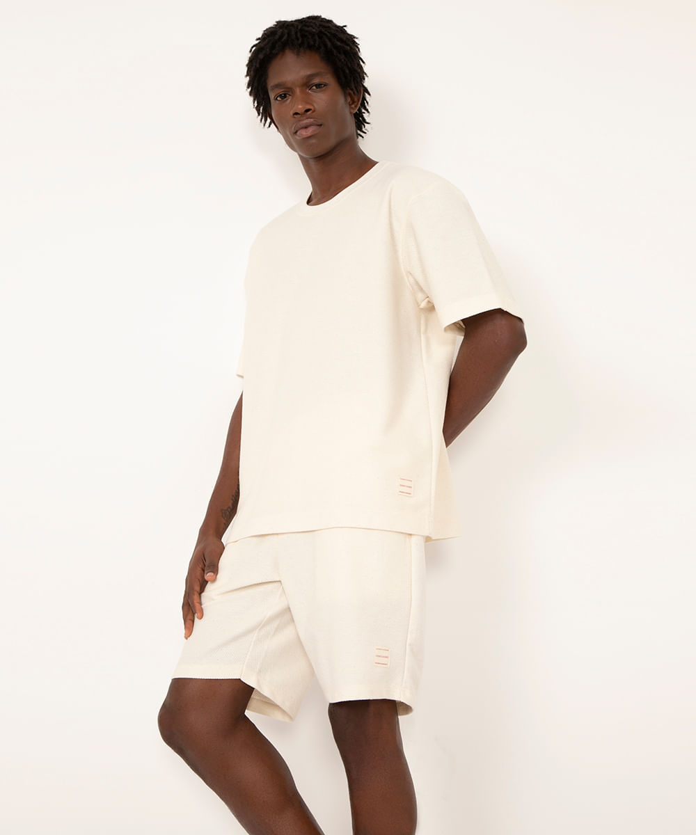 camiseta oversized texturizada com linho off white