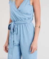 Macacao-Jeans-Pantacourt-Feminino-com-Decote-Transpassado-Azul-Claro-9337578-Azul_Claro_4
