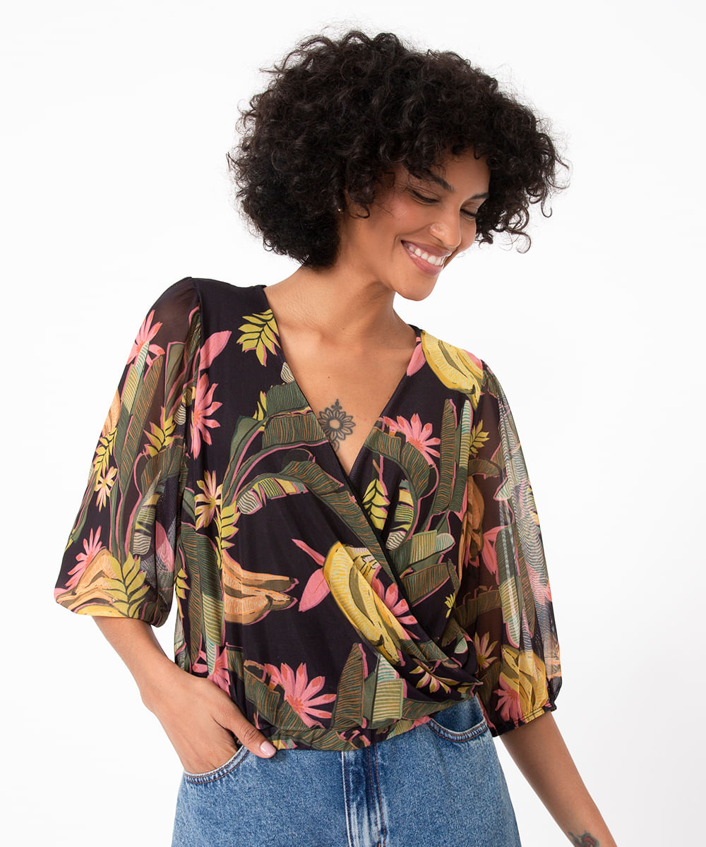 blusa de tule floral manga bufante decote v preta