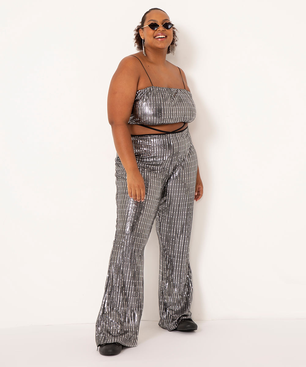 calça flare plus size brilho metalizado ohlograma preto