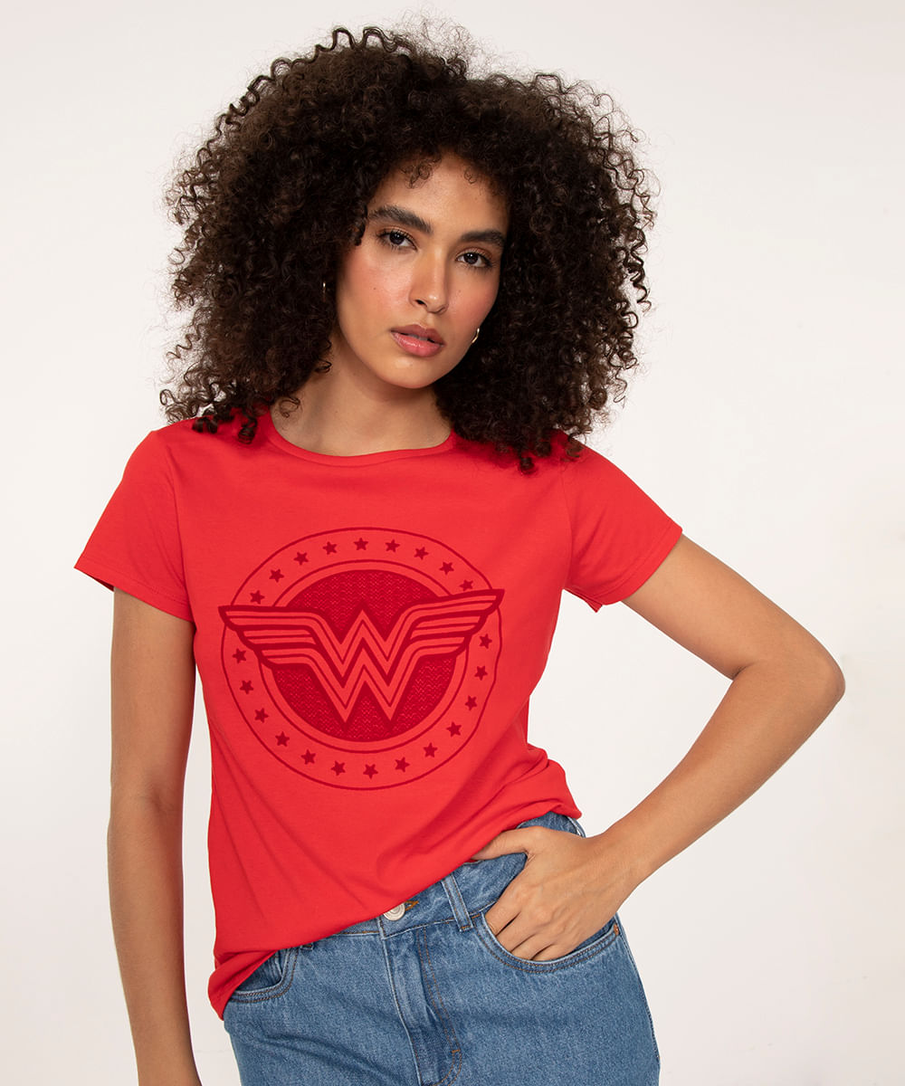 camiseta de algodão manga curta mulher maravilha vermelho