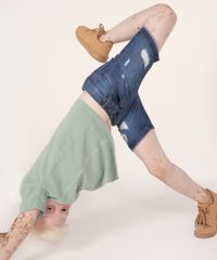 bermuda-infantil-jeans-destroyed-azul-escuro-1031560-Azul_Escuro_2