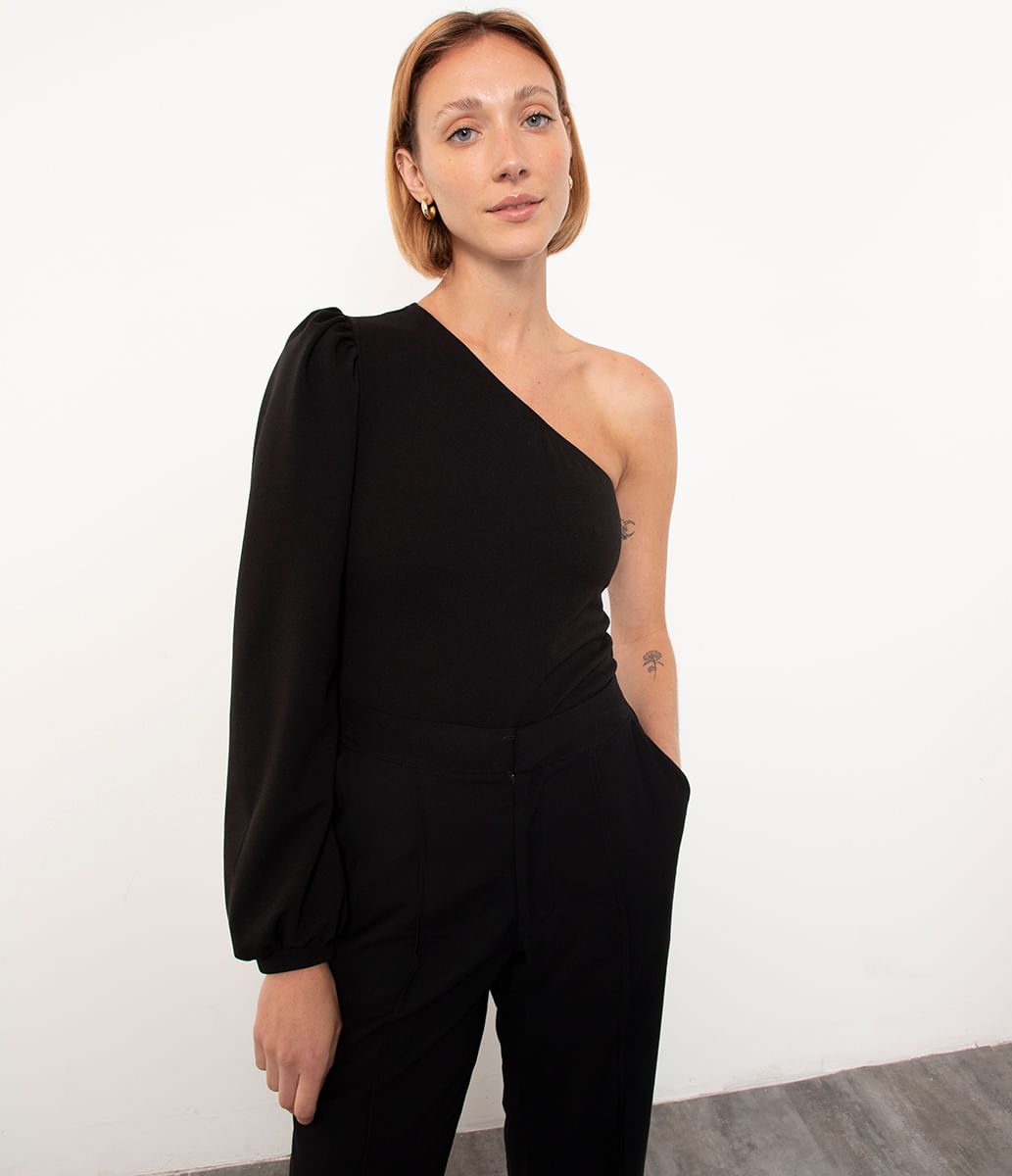 blusa ombro único manga bufante mindset preto