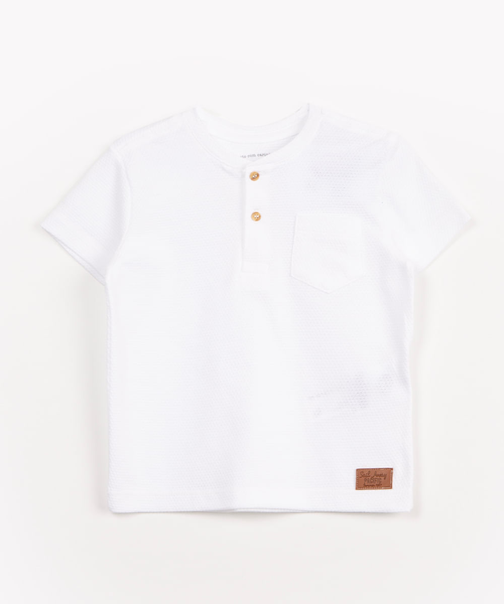 camiseta infantil texturizada manga curta com bolso off white