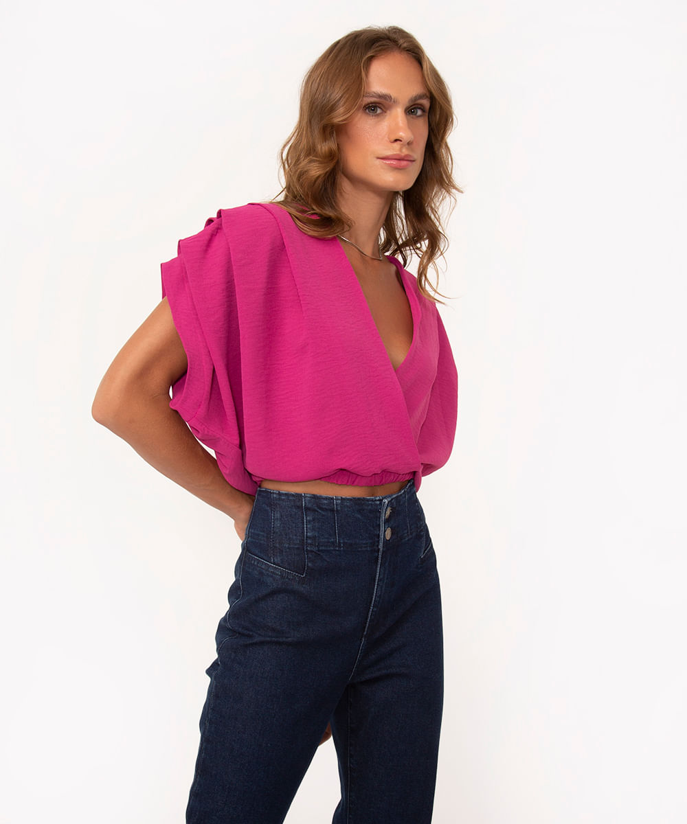 blusa cropped com transpasse manga curta pink