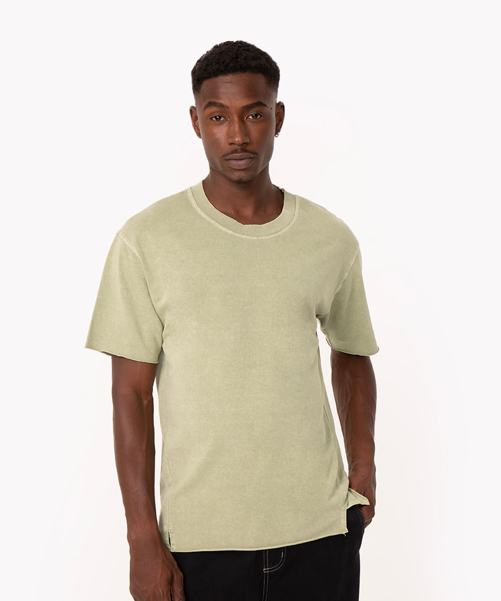 camiseta gola careca estonada verde