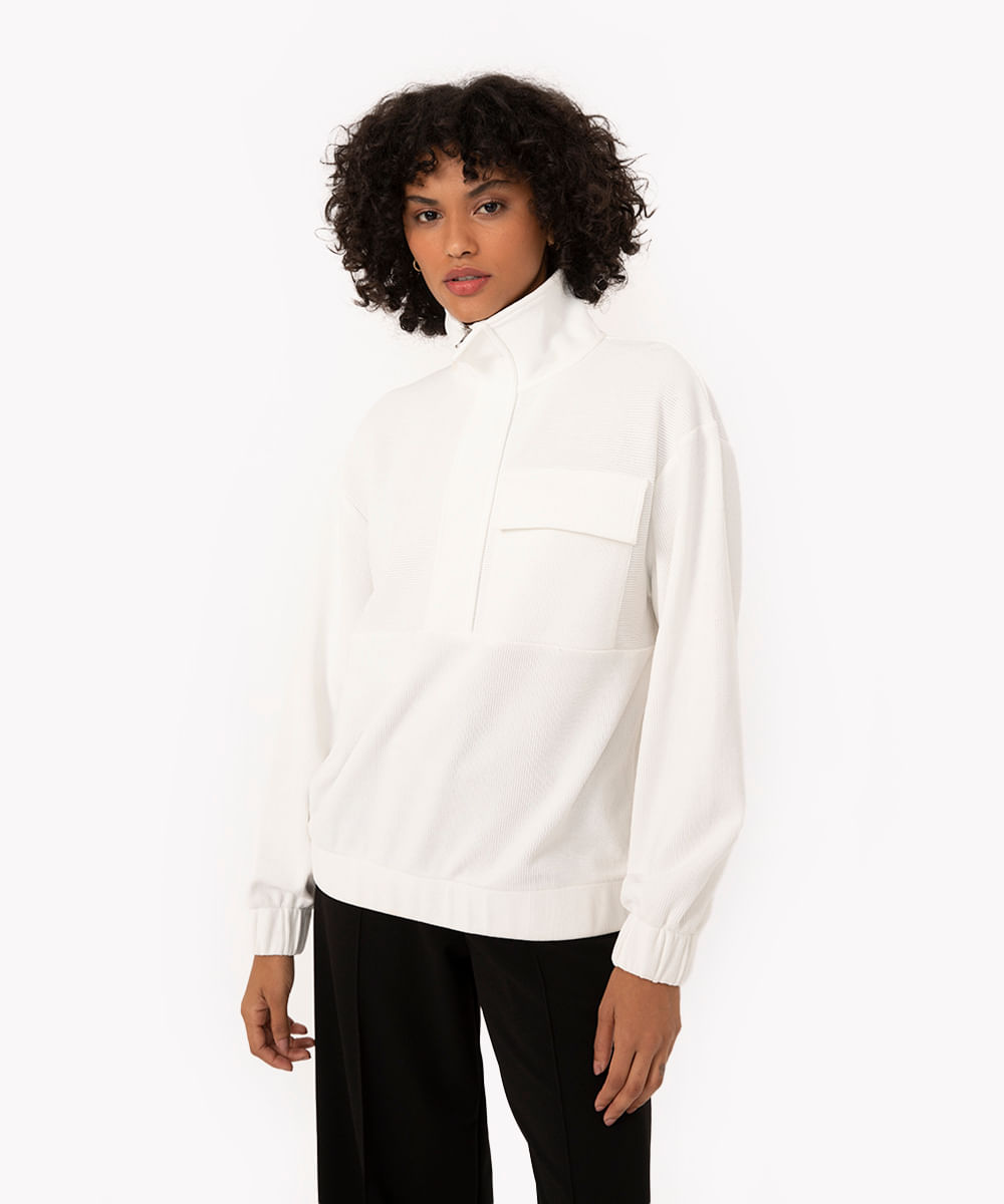 blusa de veludo com zíper e bolso off white