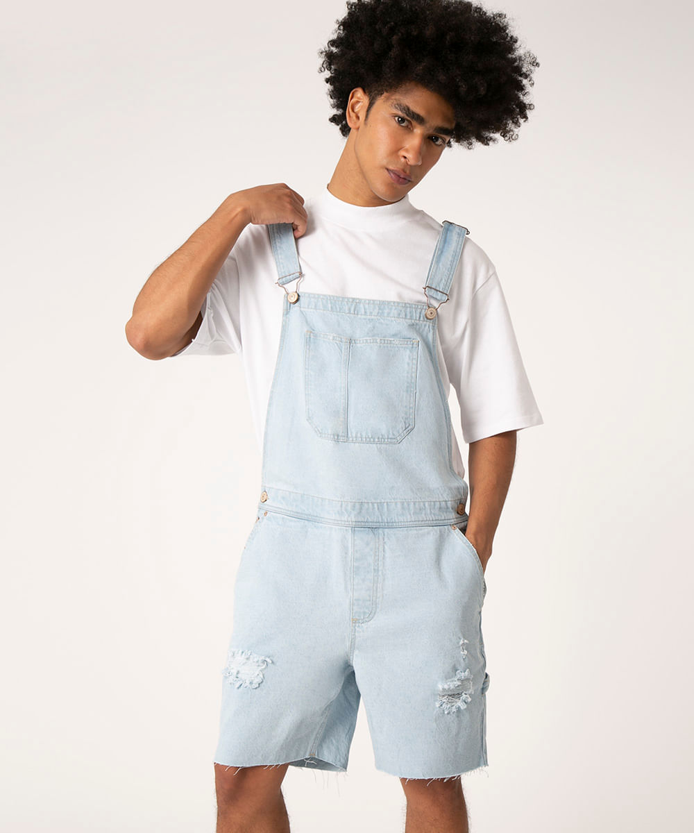 Vista 2 jardineira jeans ciclos curta destroyed claro C&A Azul C&A Azul