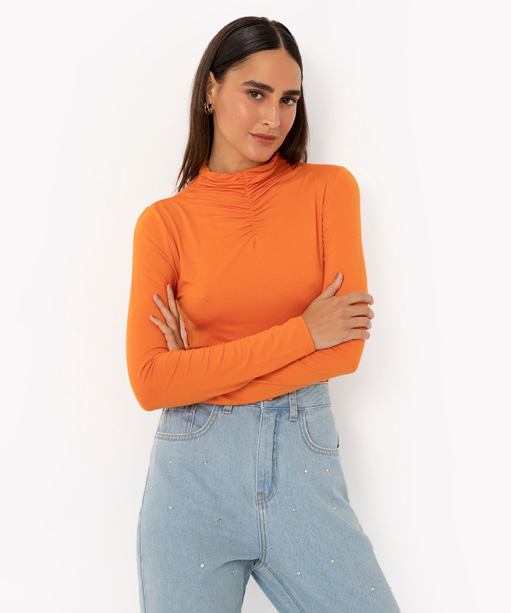 blusa de viscose gola franzida manga longa laranja médio