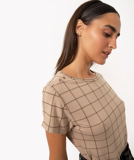 blusa de viscose xadrez botões manga curta PP blusa de viscose xadrez botões manga curta PP