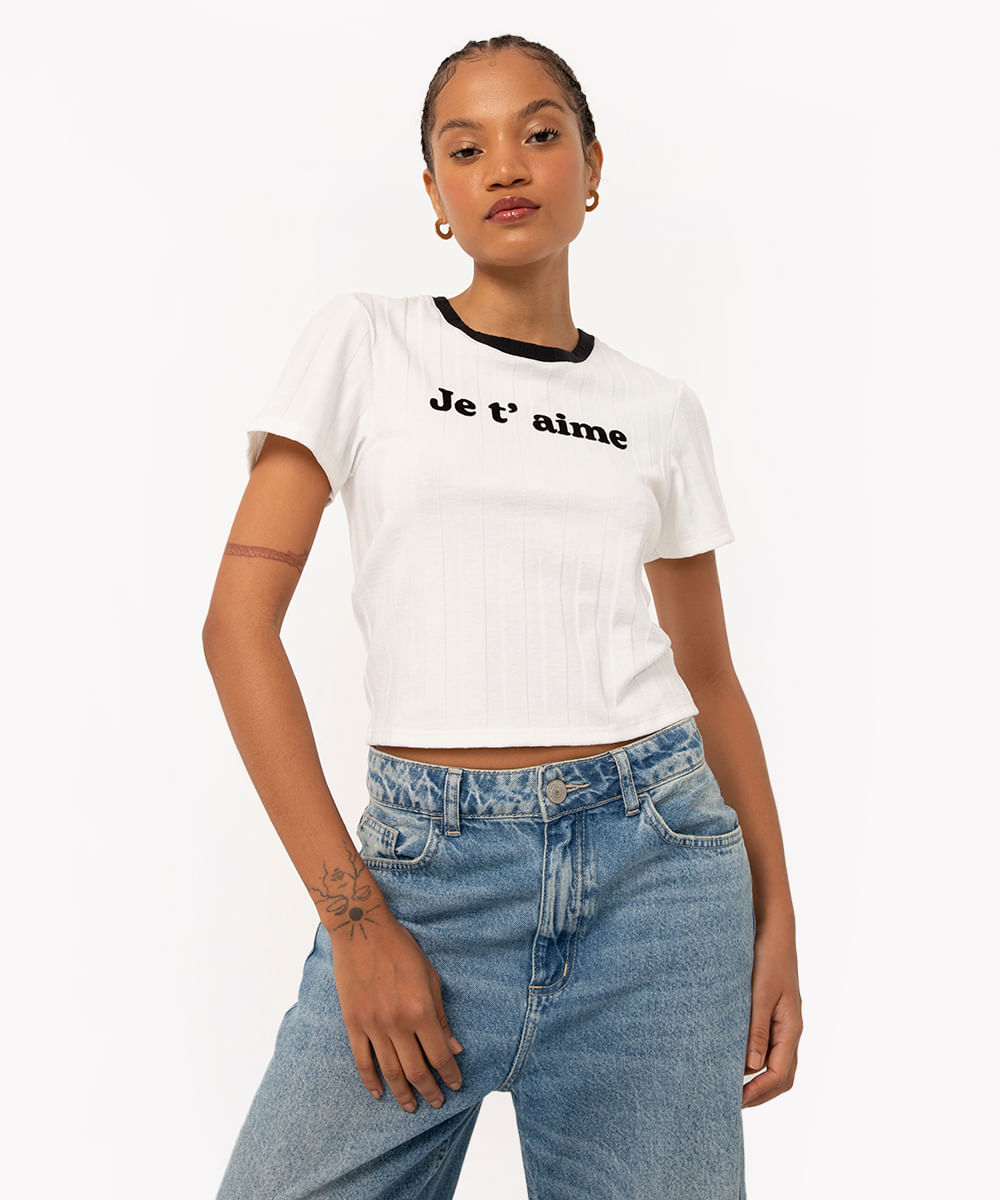 camiseta baby look canelada je t aime off white