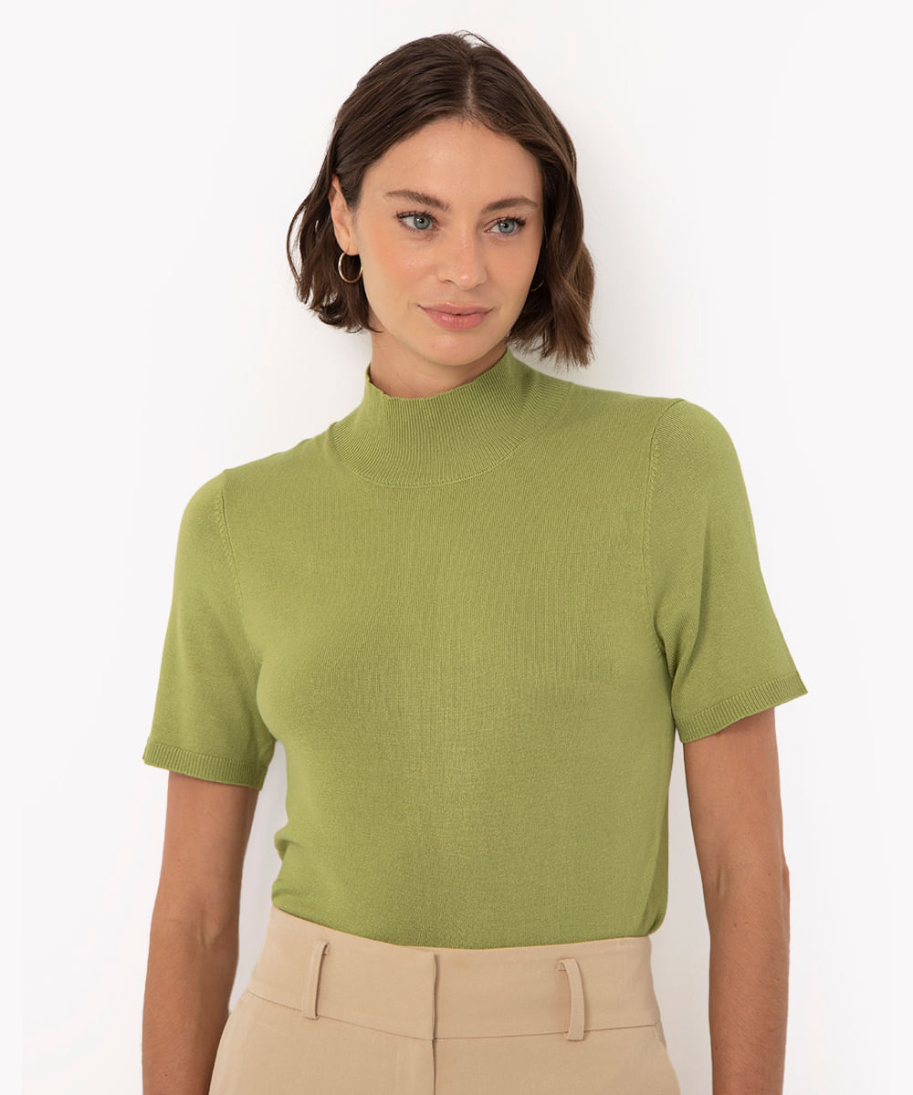 blusa de tricot viscose gola alta manga curta verde