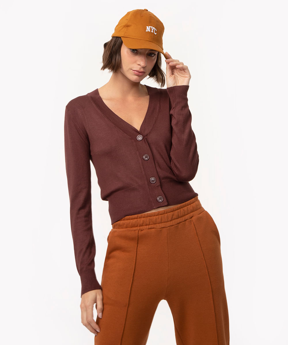 Vista 2 cardigan cropped de tricot básico botões escuro C&A Marrom C&A Marrom