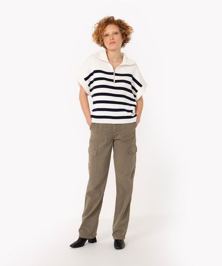 calça de sarja cargo cintura super alta verde militar 44 calça de sarja cargo cintura super alta verde militar 44